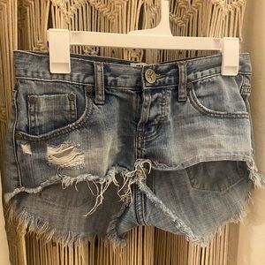 / low waist/medium rise/ size 24